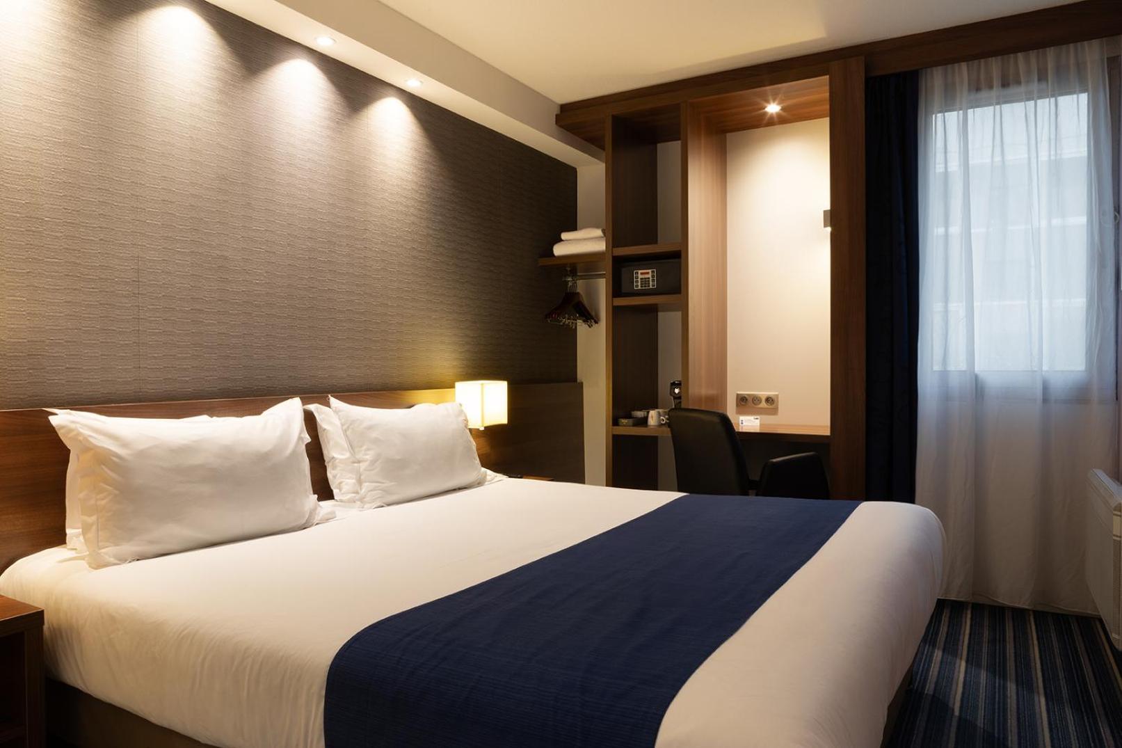 Holiday Inn Express Amiens By Ihg Exterior foto